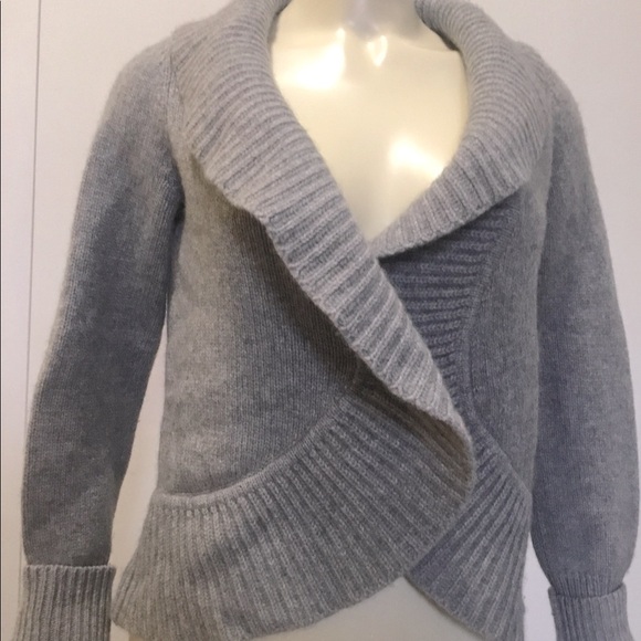 𝅺TALBOTS 100% pure cashmere gray cropped bolero SMALL - Picture 3 of 6